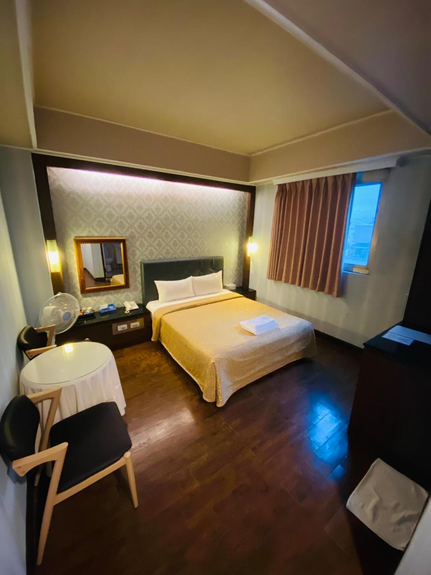 Hotel Lee-Chan Taipei Exterior foto